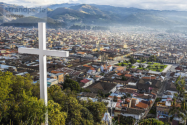 Blick auf Cajamarca vom Cerro Santa Apolonia; Cajamarca  Peru