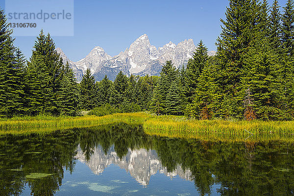 Teton Range von Schwabache Landing aus gesehen  Grand Teton National Park  Wyoming  Vereinigte Staaten von Amerika