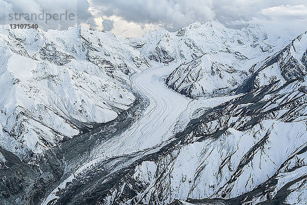 Gletscher und Berge im Kluane-Nationalpark und -Reservat  in der Nähe von Haines Junction; Yukon  Kanada