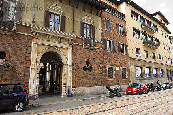 Italien  Lombardei  Mailand  Corso Magenta und der Eingang des Atellani-Hauses. Portal