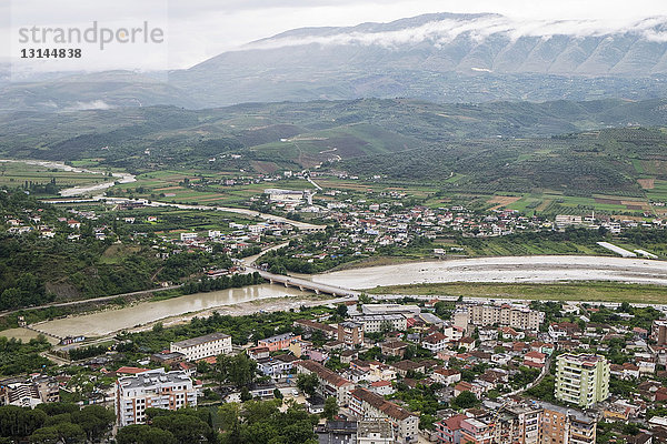 Albanien  Berat  Landschaft