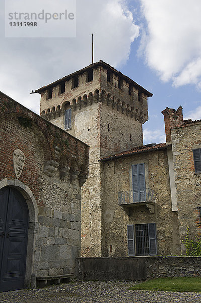 Europa  Italien  Lombardei  Somma Lombardo  Schloss Visconti di S. Vito.