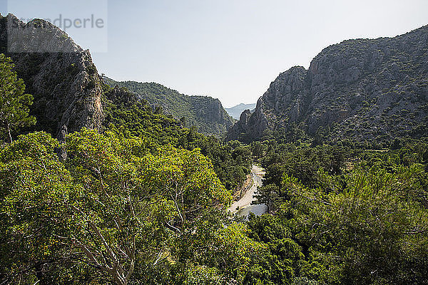 Blick auf das Flusstal  Olympos  Lykischer Weg  Türkei