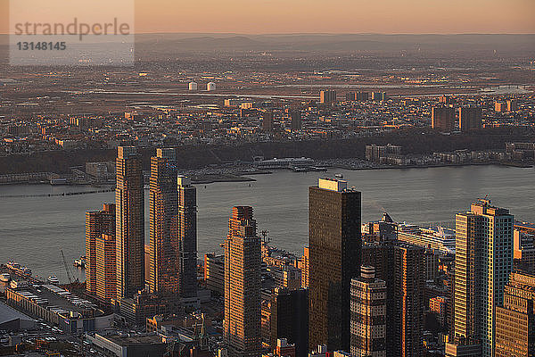 Blick auf Manhattan  New York City  USA