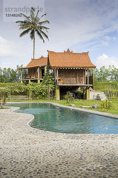 Stelzenhaus-Ferienwohnung mit Schwimmbad  Ubud  Bali  Indonesien