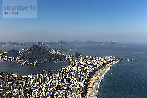 Blick auf die Küste von Ipanema  Rio De Janeiro  Brasilien