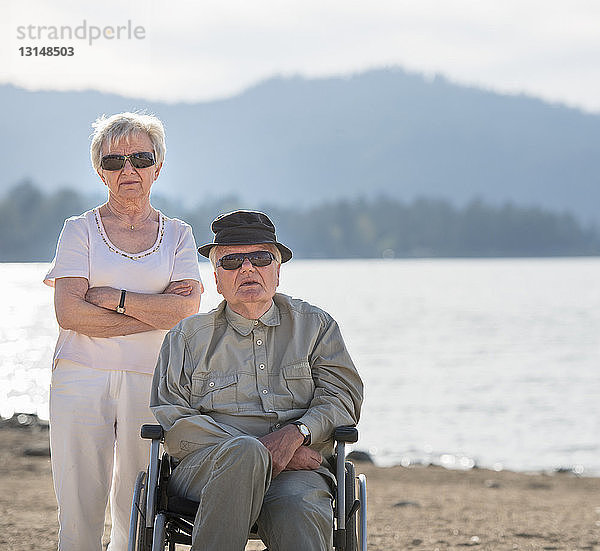 Porträt eines älteren Paares  Big Bear Lake  Kalifornien  USA