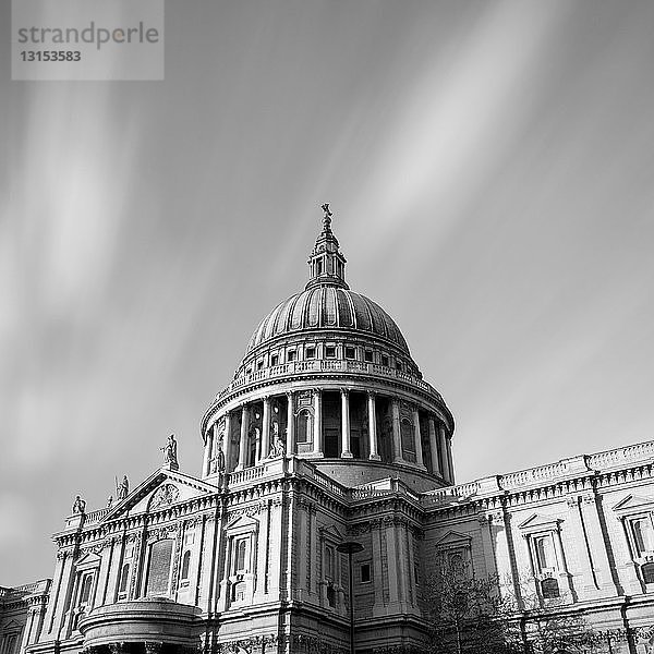 St. Pauls Kathedrale  London  UK