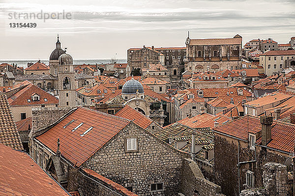 Blick auf Dächer in der Altstadt  Dubrovnik  Kroatien