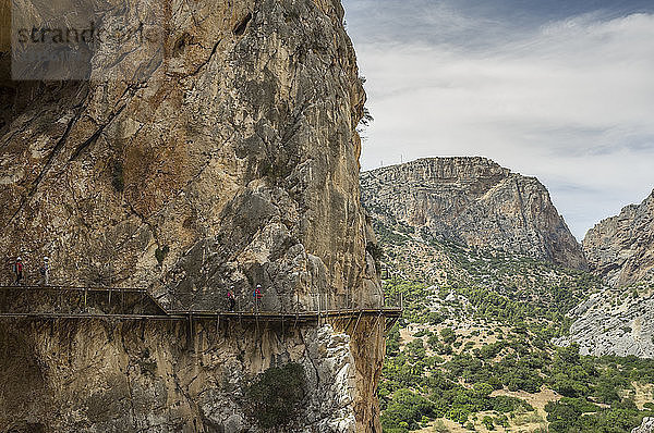 Erhöhte Ansicht des Gehwegs am Caminito Del Ray  El Chorro  Malaga  Spanien