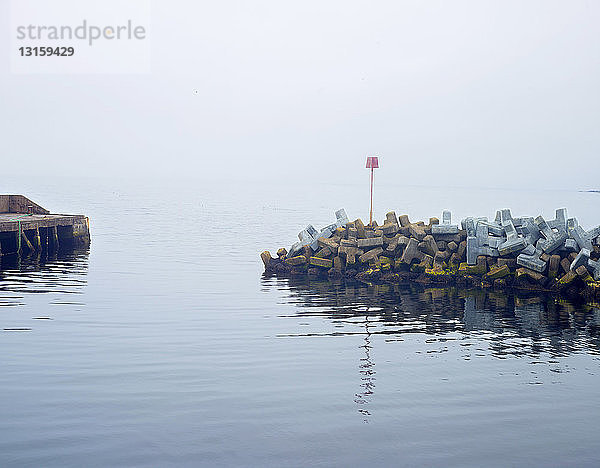 Wellenbrecher für kleinen Hafen  Dunbeath  Sutherland  Schottland