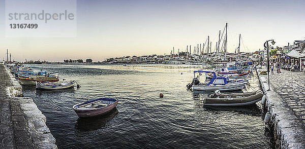 Boote im Hafen von Pythagoreio  Samos  Griechenland