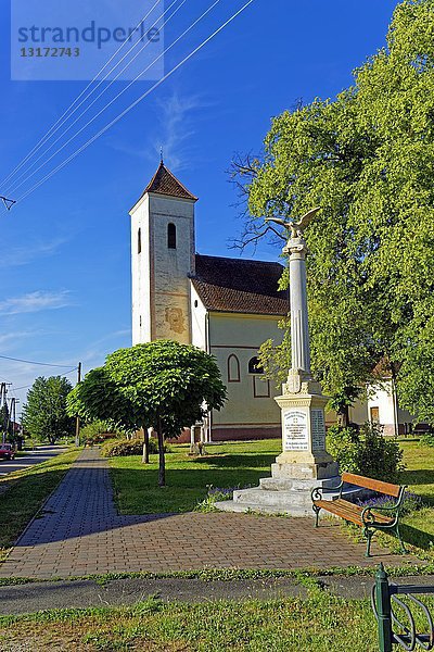 Kirche  Csesztreg  Ungarn  Europa