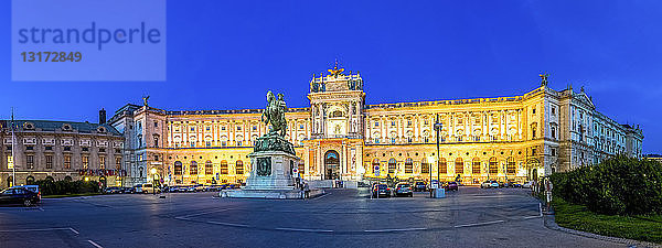 Österreich  Wien  Nationalbibliothek  Blaue Stunde