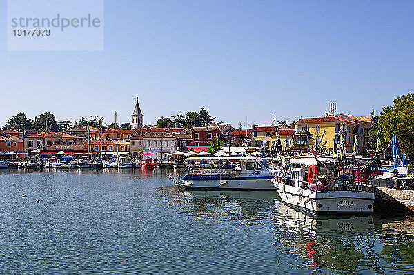 Kroatien  Istrien  Novigrad  Hafen