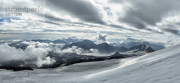Russland  Oberes Baksan-Tal  Kaukasus  Elbrus