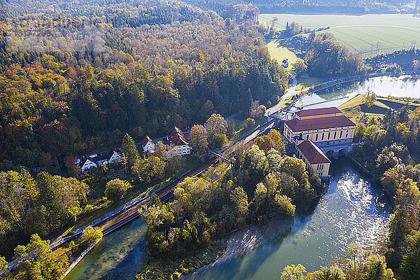 Deutschland  Oberbayern  Strasslach-Dingharting  Isar  Mühltal-Kanal  Wasserkraftwerk Mühltal