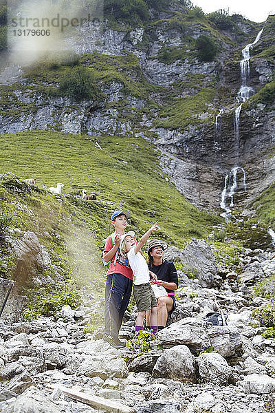 Österreich  Südtirol  Familienwandern