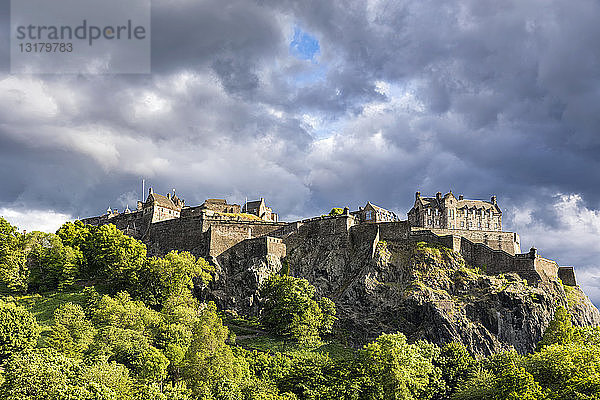 Großbritannien  Schottland  Edinburgh  Castle Rock  Edinburgh Castle