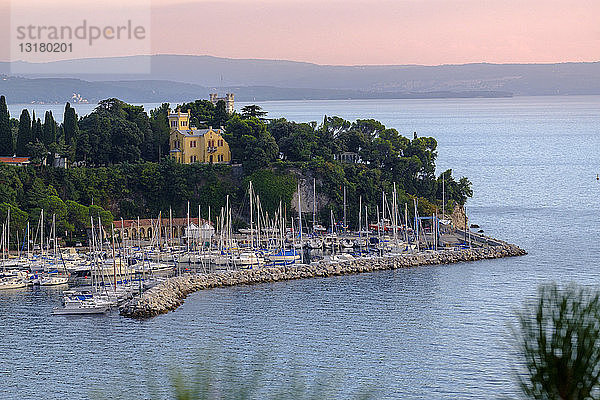 Italien  Friaul-Julisch-Venetien  Triest  Schloss Miramare