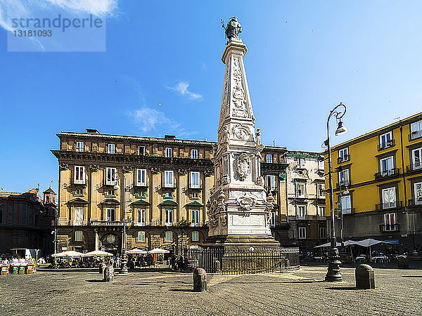 Italien  Kampanien  Neapel  Obelisco di San Domenico  Piazza San Domenico Maggiore