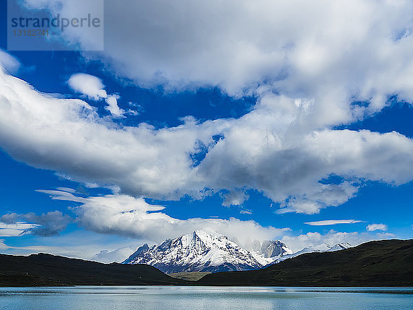 Chile  Patagonien  Region Magallanes y la Antartica Chilena  Nationalpark Torres del Paine  Cuernos del Paine  Laguna Amarga