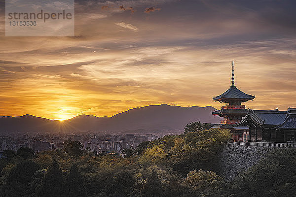 Japan  Kyoto  Kiyomizu-dera-Tempel