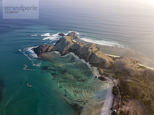 Indonesien  Lombok  Luftaufnahme des Tanjung Aan Strandes