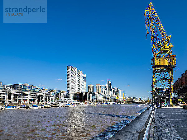Argentinien  Buenos Aires  Puerto Madero  Dock Sud und alter Hafenkran