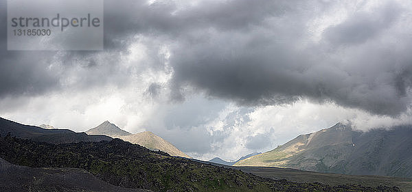 Russland  Oberes Baksan-Tal  Kaukasus  Elbrus