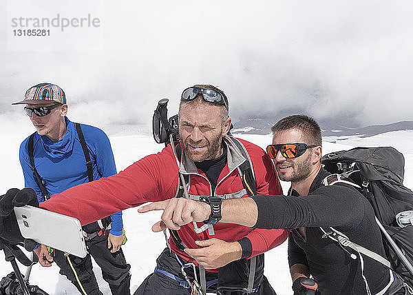 Bergsteiger auf dem Berg Ebrus  Kaukasus  Russland