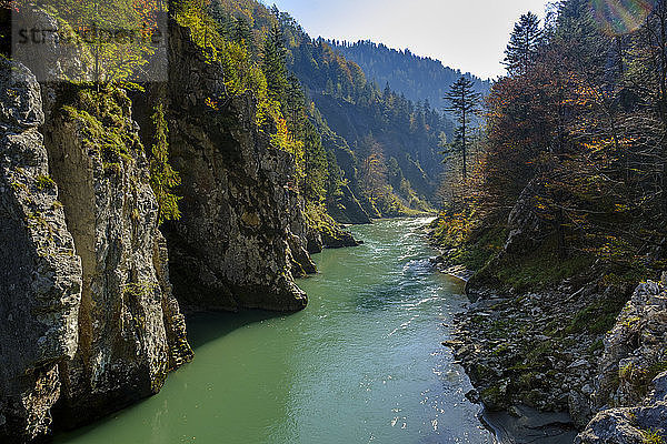 Österreich  Tirol  Chiemgau  bei Schleching  Tiroler Ache  Entenlochklamm