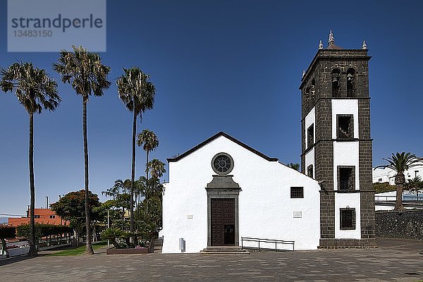 Kirche Iglesia de San Pedro ApÃ³sto  El Sauzal  Teneriffa  Kanarische Inseln  Spanien  Europa