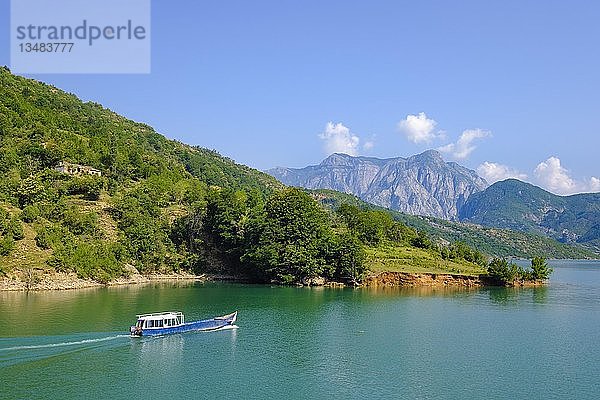 Koman-Stausee  Liqeni i Komanit  Fluss Drin  Qark Shkodra  Albanien  Europa