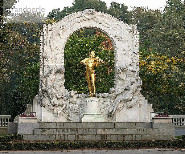 Johann-Strauss-Denkmal  Stadtpark  Wien  Österreich  Europa