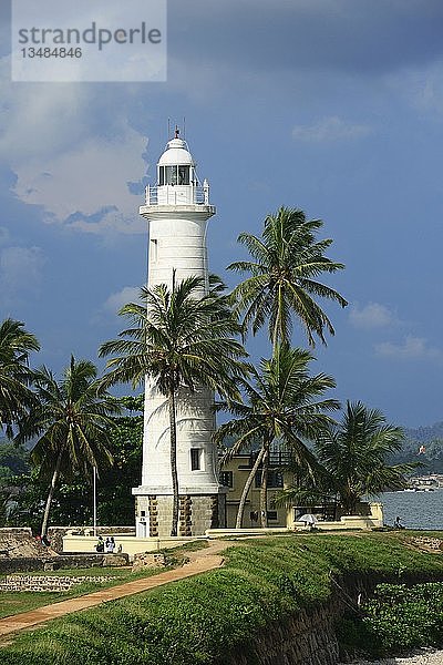 Leuchtturm im alten holländischen Fort  Galle  Sri Lanka  Asien