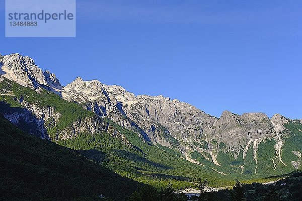 Berge am Valbona-Pass  Valbona-Nationalpark  Valbona-Tal  Albanische Alpen  Prokletije  Qar Kukes  Albanien  Europa