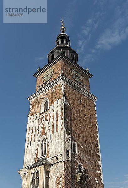 Rathausturm auf dem Hauptmarkt  Krakau  Polen  Europa