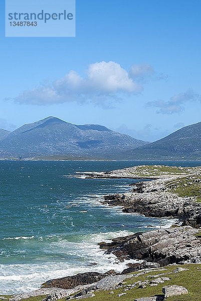 Felsenküste  Halbinsel Luskentyre  Isle of Harris  Äußere Hebriden  Schottland  Vereinigtes Königreich  Europa