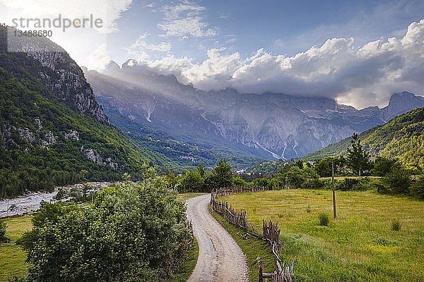 Theth  Radohima-Massiv  Theth-Nationalpark  Albanische Alpen  Prokletije  Qark Shkodra  Albanien  Europa