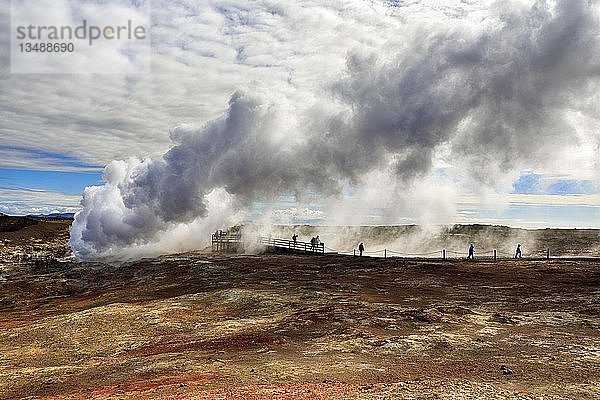 Vulkan Gunnuhver  Hochtemperaturgebiet  GrindavÃk  Halbinsel Reykjanes  bei Reykjavik  Island  Europa