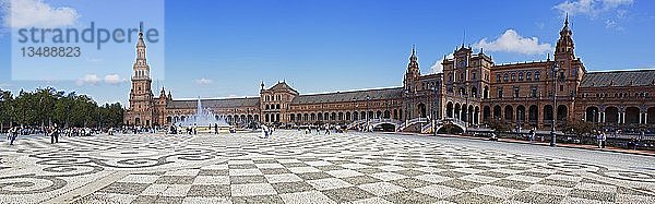 PrÃ?chtige GebÃ?ude auf der Plaza de EspaÃ±a  Panorama  Sevilla  Andalusien  Spanien  Europa