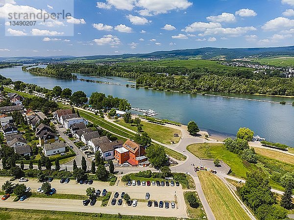 Luftaufnahme über Heidesheim am Rhein  Heidesheim am Rhein  Rheinland-Pfalz  Deutschland  Europa