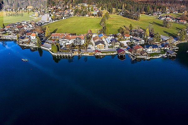 Drohnenaufnahme  Kochel am See  Walchensee  Oberbayern  Bayern  Deutschland  Europa