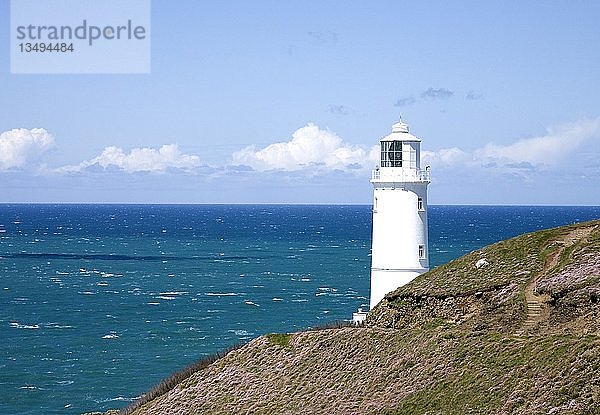 Leuchtturm Trevose Head  Cornwall  England  Großbritannien