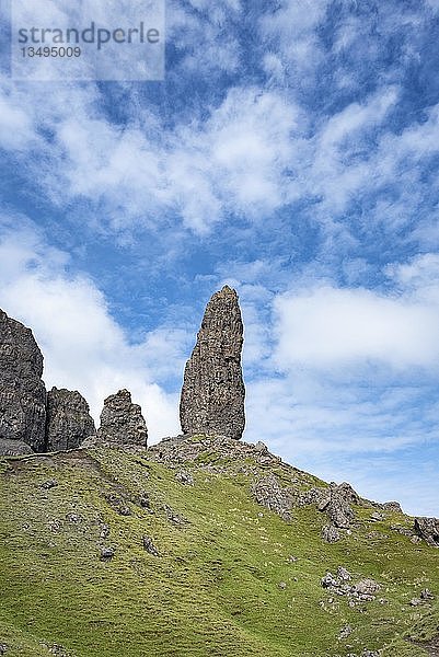 Felsnadel Old Man of Storr  Isle of Skye  Schottland  Großbritannien