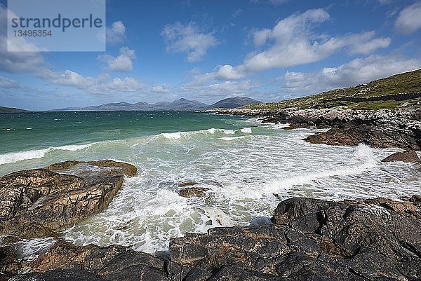 Felsenküste  Halbinsel Luskentyre  Isle of Harris  Äußere Hebriden  Schottland  Vereinigtes Königreich  Europa