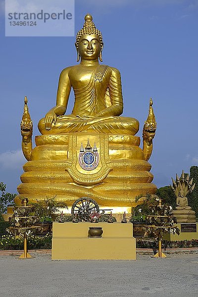 Goldene Buddha-Statue  Großer Buddha  Phuket  Thailand  Asien