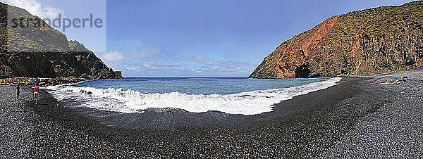 Panorama am Strand von Playa de Vallehermoso Vallehermoso  La Gomera  Kanarische Inseln  Spanien  Europa