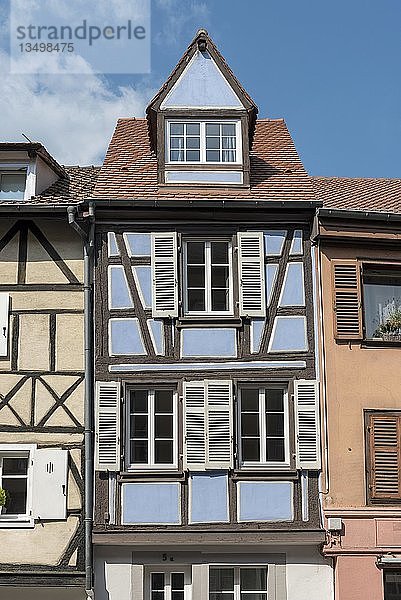 Traditionelles Fachwerkhaus in Colmar  Frankreich  Europa